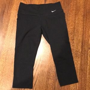 Nike crop leggings